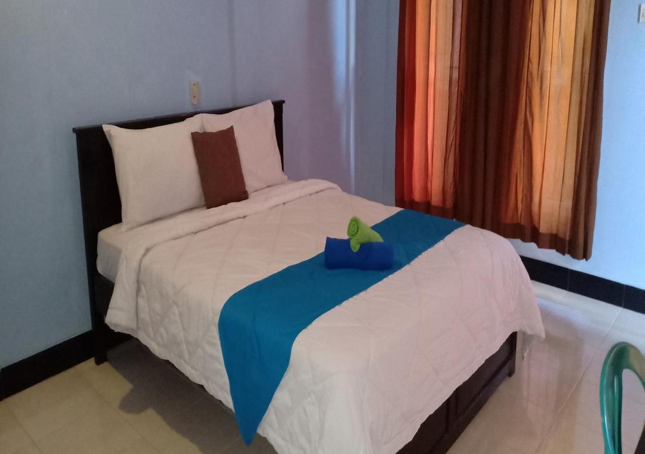 Ridho Malik Hotel Bumbang Exterior photo